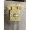 Image 1 : Rotary telephone - white