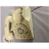 Image 3 : Rotary telephone - white