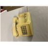 Image 3 : Push button telephone - ivory