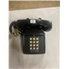 Image 1 : Push button telephone - black