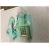 Image 3 : Push button telephone - blue