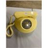 Image 1 : Art deco rotary phone - yellow