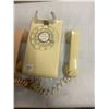 Image 3 : 2 wall hanging rotary phones beige & ivory
