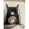 Image 2 : Rotary telephone