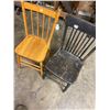 Image 1 : 2 vintage kitchen chairs, 1 Oak, 1 Birch