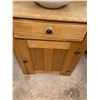 Image 2 : Oak wash stand & basin 30"T X 18"W X 15"D