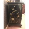 Image 3 : RARE Mid-Century Black Lacquer Asian Dresser w/ Hand-Painted Accents & Genuine Gold Leaf 40'' x 20''