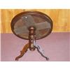 Image 2 : VICTORIAN BLACK WALNUT CENTER PEDESTAL