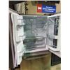 Image 2 : LG STUDIO STAINLESS STEEL FRENCH DOOR FRIDGE WITH ROLL OUT FREEZER AND GLASS PANEL