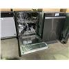 Image 2 : SAMSUNG STAINLESS STEEL DISHWASHER MODEL DW80J302US