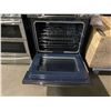 Image 2 : SAMSUNG STAINLESS 5.8 CU. FT. SLIDE-IN RANGE