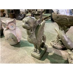 CONCRETE GARGOYLE STATUE