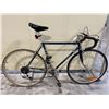 Image 2 : BLUE FUJI ROYALE 12 - SPEED VINTAGE ROAD BIKE