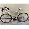 Image 1 : WHITE NORCO ALENCE 18 - SPEED RACE BIKE