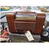 Image 1 : Radio