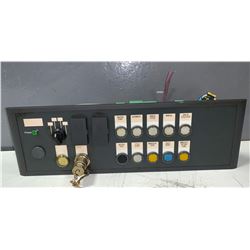 SIEMENS 6FC5203-0AF28-4AU0 PANEL