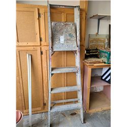 Featherlight Step Ladder A