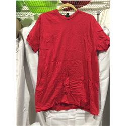 Lot of 2 Hanes Nano-T -Red (XL)