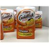 Image 2 : Goldfish Cheddar Crackers (8 x 200g)