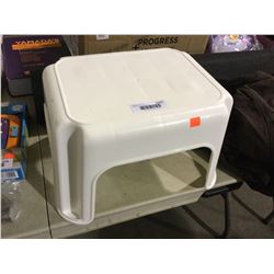 Rubbermaid Step Stool
