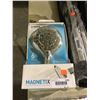 Image 1 : Moen Magnetix Shower Head