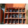 Image 2 : 4 Metal Trays & Contents