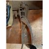 Image 2 : Lot of Saw Sets - Drill Attachment, Magnetic Base