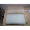 Image 1 : 2 Nikken Therapy Pillows
