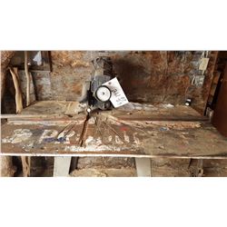 Craftsman 12" Radial Arm Saw  C/W Table