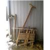 Image 1 : Lot Scrap Wood & Sign
