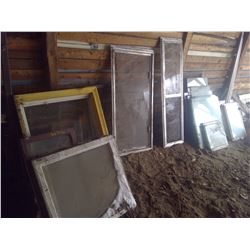 Lot Lot Vintage Windows & Glass