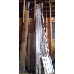 Lot Vinyl Mouldings & Soffit