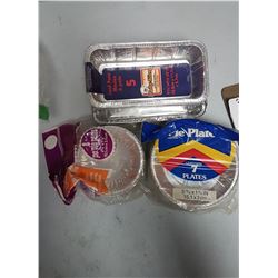 Lot Baking Pans & Trays