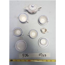 Vintage Child's Tea Set