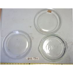 3 Pyrex Oven Dishes