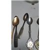 Image 4 : Lot Collectable Spoons