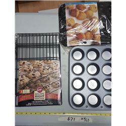 Muffin Pans & Baking Rack