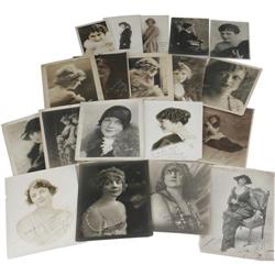 Vintage Photos of Early Female Stars