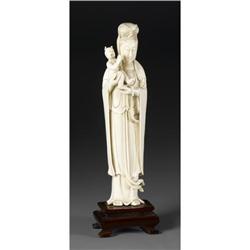 CHINESE CARVED IVORY FIGURE