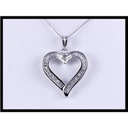 Gorgeous 18K White Gold Diamond Heart Shaped #1511401