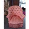 Image 1 : English Upholstered Chair #1497013