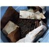 Image 2 : TOTE OF 2 1/4 INCH NAILS