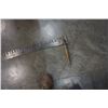 Image 2 : LARGE CROSS CUT SAW