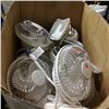 Image 2 : Box of personal fans