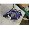 Image 2 : RESPIRATOR MASK WITH AIR FITTING ATTACHMENT