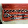 Image 2 : CASED GRIP SOCKET SET WITH BREAKER BAR