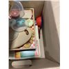 Image 2 : Box of kids play kitchen food