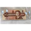 Image 8 : 3  1986 CANADIAN MINT 2 DOLLAR BILLS - 2 IN SEQUENCE, LAST ISSUE