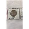 Image 2 : 2 CANADIAN WARTIME 50 CENT 1944 AND 1943  .800 SILVER
