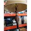 Image 3 : DECORATIVE FLOOR LAMP